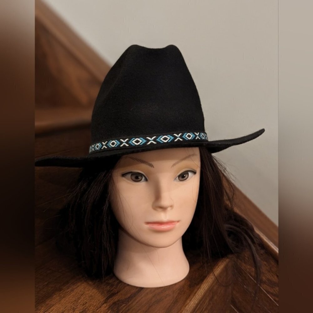 Smithbilt felt western Hat with beaded hat band, size XS